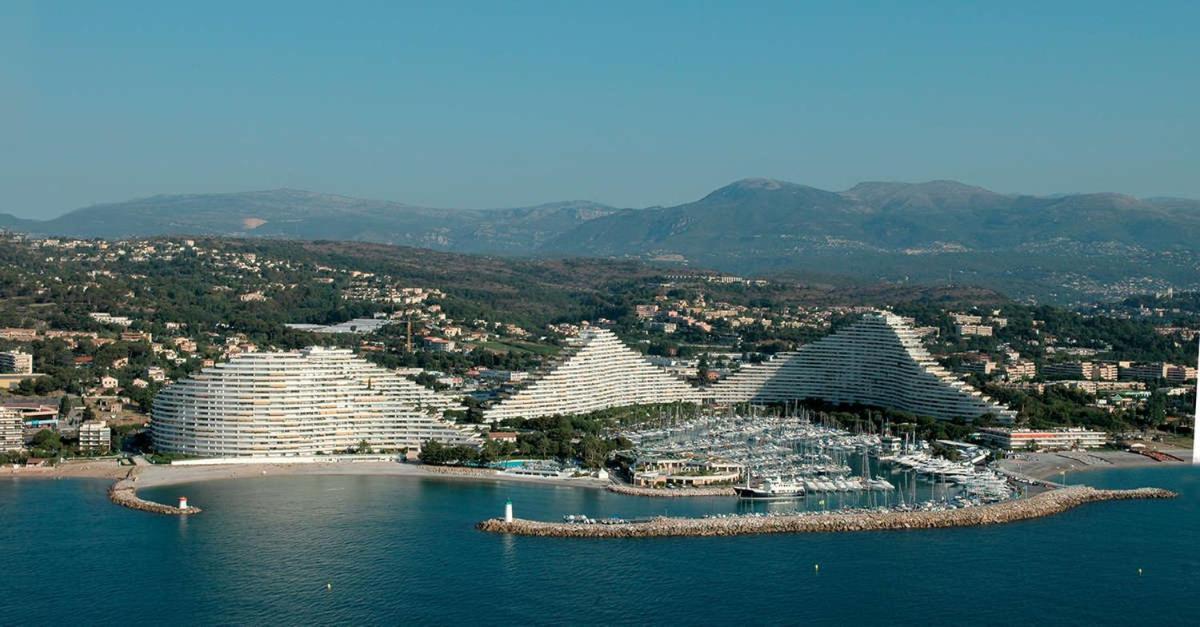 Superbe Appartement Front De Mer Villeneuve-Loubet Exterior foto